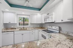 5757 Gage Ln, Naples, FL 34113 - Photo 15