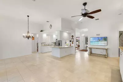 7709 Sicilia Court, Naples, FL 34114 - Photo 15