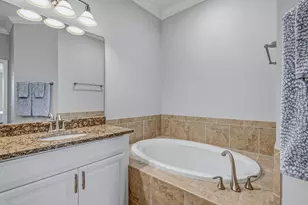 3153 Aviamar Cir, Naples, FL 34114 - Photo 15