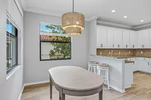 3153 Aviamar Cir, Naples, FL 34114 - Photo 9