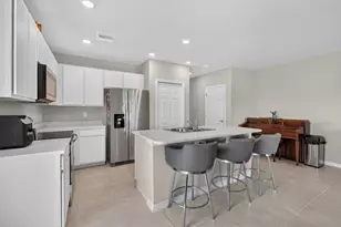 15364 Wildflower Cir, Naples, FL 34119 - Photo 7