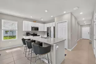 15364 Wildflower Cir, Naples, FL 34119 - Photo 9