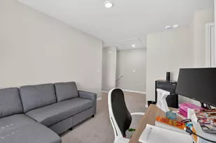 15364 Wildflower Cir, Naples, FL 34119 - Photo 21