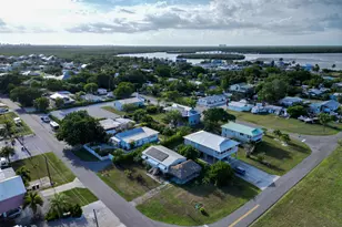517 Coconut Ave, Goodland, FL 34140 - Photo 31