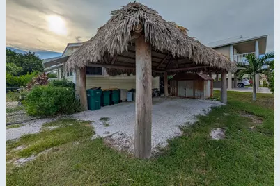 517 Coconut Avenue, Goodland, FL 34140 - Photo 25