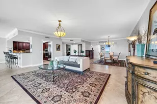 1050 Borghese Ln, Naples, FL 34114 - Photo 7