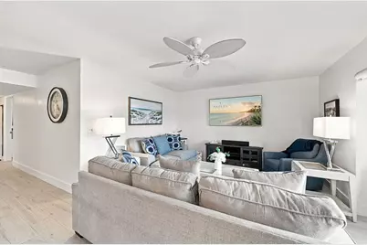 7360 Glenmoor Lane #205, Naples, FL 34104 - Photo 7