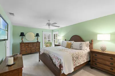 221 Kings Way, Naples, FL 34104 - Photo 13