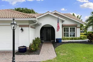 221 Kings Way, Naples, FL 34104 - Photo 1