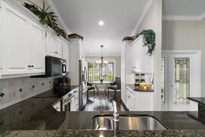 221 Kings Way, Naples, FL 34104 - Photo 7