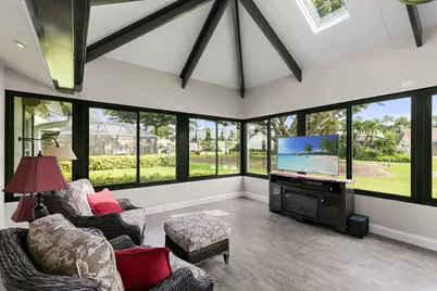221 Kings Way, Naples, FL 34104 - Photo 23