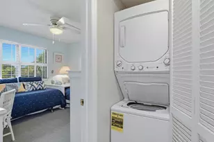 848 W Elkcam Cir, Marco Island, FL 34145 - Photo 9