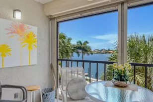 848 W Elkcam Cir, Marco Island, FL 34145 - Photo 5