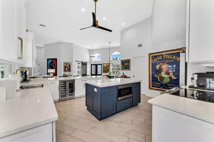 1276 Treasure Ct, Marco Island, FL 34145 - Photo 7