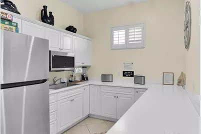 451 Bayfront #5405, Naples, FL 34102 - Photo 29