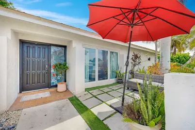 391 Torrey Pines Point, Naples, FL 34113 - Photo 7