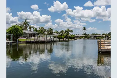 785 Willow Court, Marco Island, FL 34145 - Photo 3