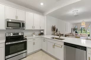 2207 Dragonfruit Wy, Naples, FL 34120 - Photo 5