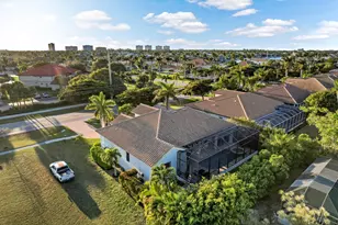 213 Bald Eagle Dr, Marco Island, FL 34145 - Photo 41