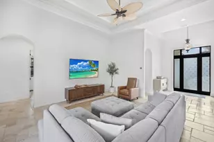 213 Bald Eagle Dr, Marco Island, FL 34145 - Photo 3