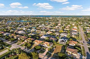 213 Bald Eagle Dr, Marco Island, FL 34145 - Photo 35