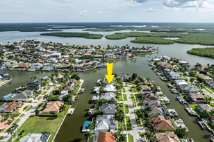 150 Peach Ct, Naples, FL 34113 - Photo 61
