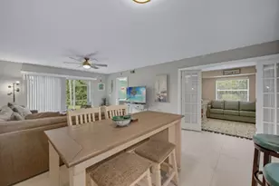 145 Robin Hood Cir, Naples, FL 34104 - Photo 15