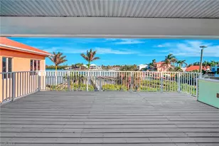 86 Dolphin Cir, Naples, FL 34113 - Photo 17