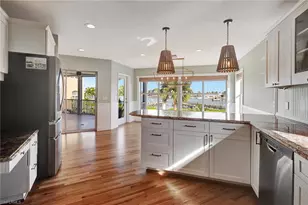 86 Dolphin Cir, Naples, FL 34113 - Photo 9
