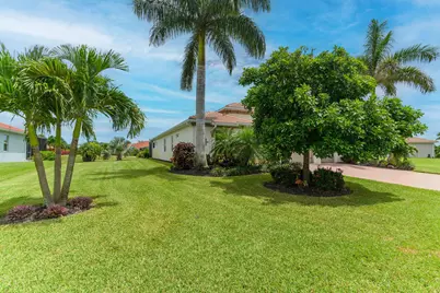 18709 Lake Hammock Drive, Naples, FL 34114 - Photo 39