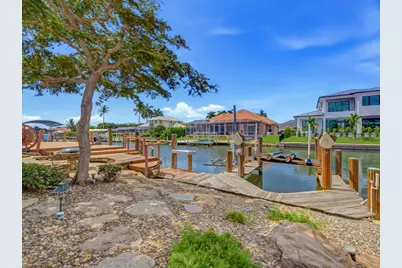 154 Hollyhock Court, Marco Island, FL 34145 - Photo 9