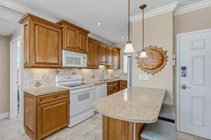 140 Seaview Ct, Marco Island, FL 34145 - Photo 9