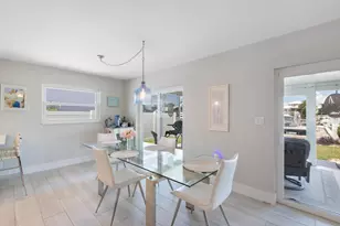 105 Jamaica Dr, Naples, FL 34113 - Photo 9