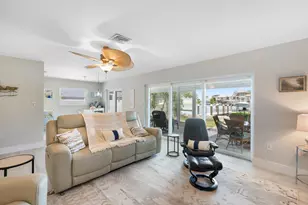105 Jamaica Dr, Naples, FL 34113 - Photo 7