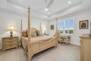 257 Indies Dr E, Naples, FL 34114 - Photo 19