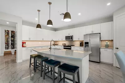 257 Indies Drive E #202, Naples, FL 34114 - Photo 3