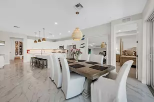 257 Indies Dr E, Naples, FL 34114 - Photo 15