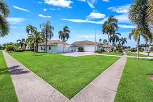 200 N Barfield Dr, Marco Island, FL 34145 - Photo 49