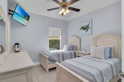 14487 Manchester Drive, Naples, FL 34114 - Photo 23
