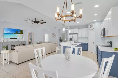14487 Manchester Drive, Naples, FL 34114 - Photo 11