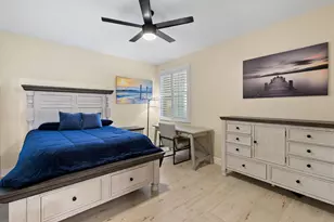 201 Vintage Bay Dr, Marco Island, FL 34145 - Photo 19