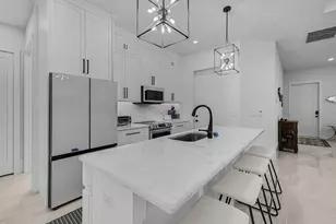 2499 Pine St, Naples, FL 34112 - Photo 3