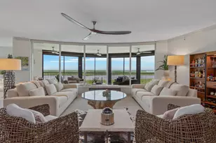 1050 Borghese Ln, Naples, FL 34114 - Photo 11