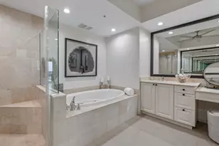 1050 Borghese Ln, Naples, FL 34114 - Photo 23
