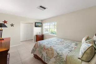 1346 Jamaica Rd, Marco Island, FL 34145 - Photo 15