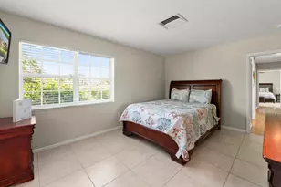 1346 Jamaica Rd, Marco Island, FL 34145 - Photo 13