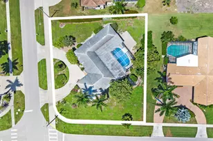 1346 Jamaica Rd, Marco Island, FL 34145 - Photo 37
