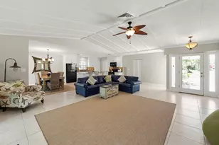1346 Jamaica Rd, Marco Island, FL 34145 - Photo 5