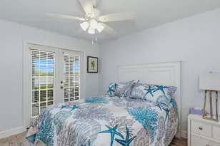 1025 Mainsail Dr, Naples, FL 34114 - Photo 7