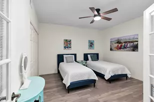 269 Vintage Bay Dr, Marco Island, FL 34145 - Photo 21